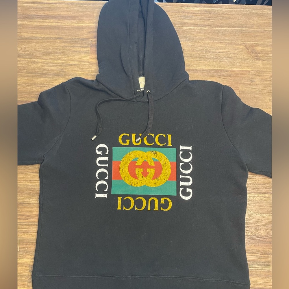 Men’s Black Medium Gucci hoody. 100% Authentic, in excellent condition